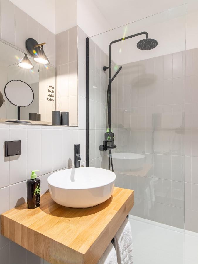 Limehome Wolfsburg Porschestrasse Bagian luar foto