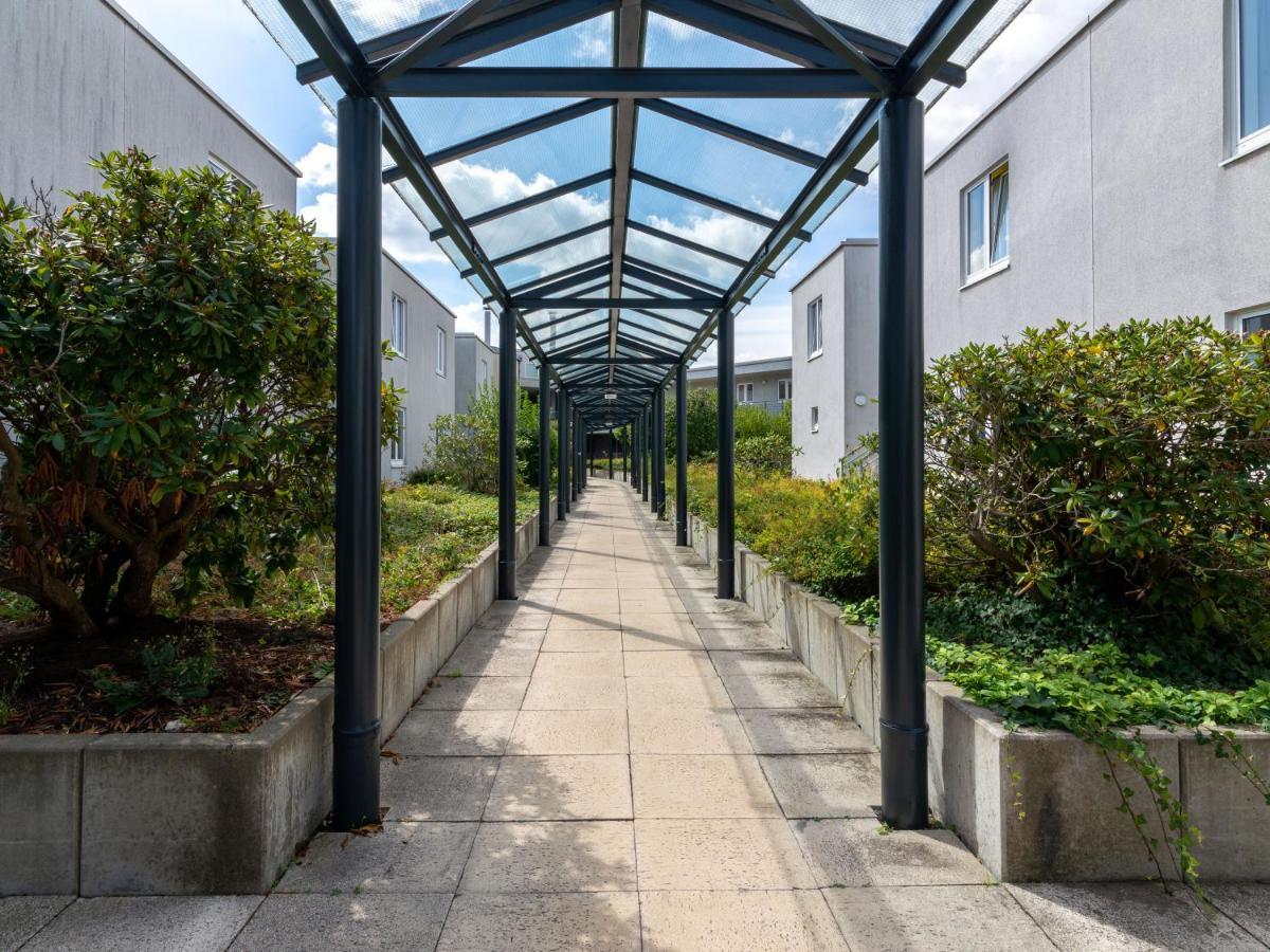 Limehome Wolfsburg Porschestrasse Bagian luar foto